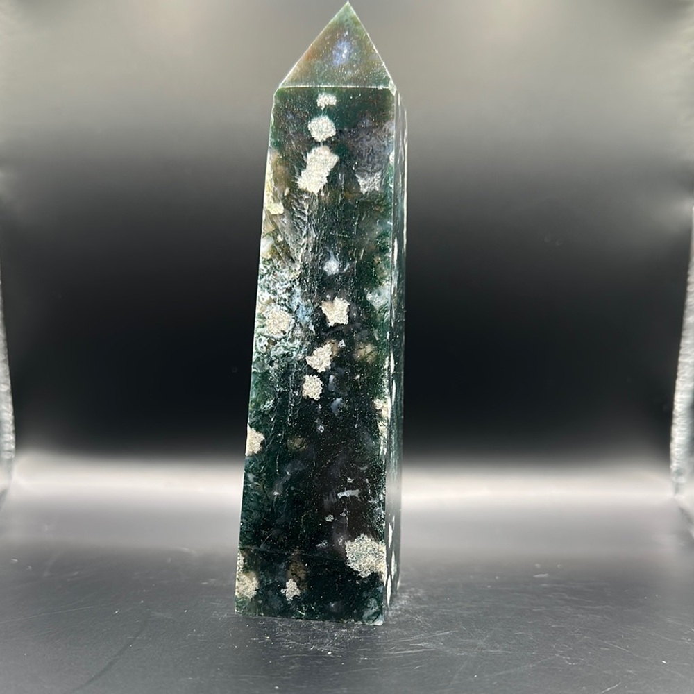 Green and White Moss Agate Tower